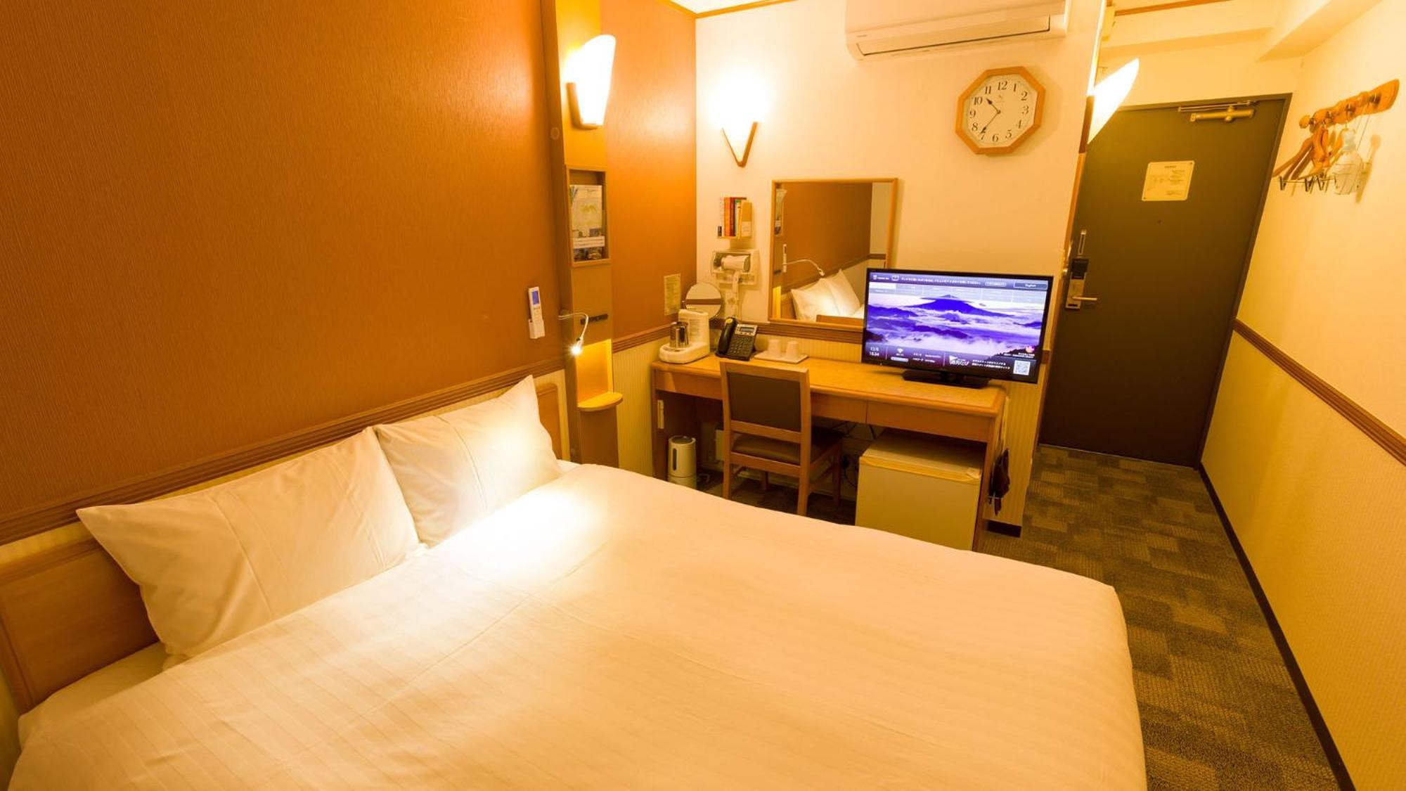 Toyoko Inn Toyohashi Eki Higashi Guchi Zimmer foto